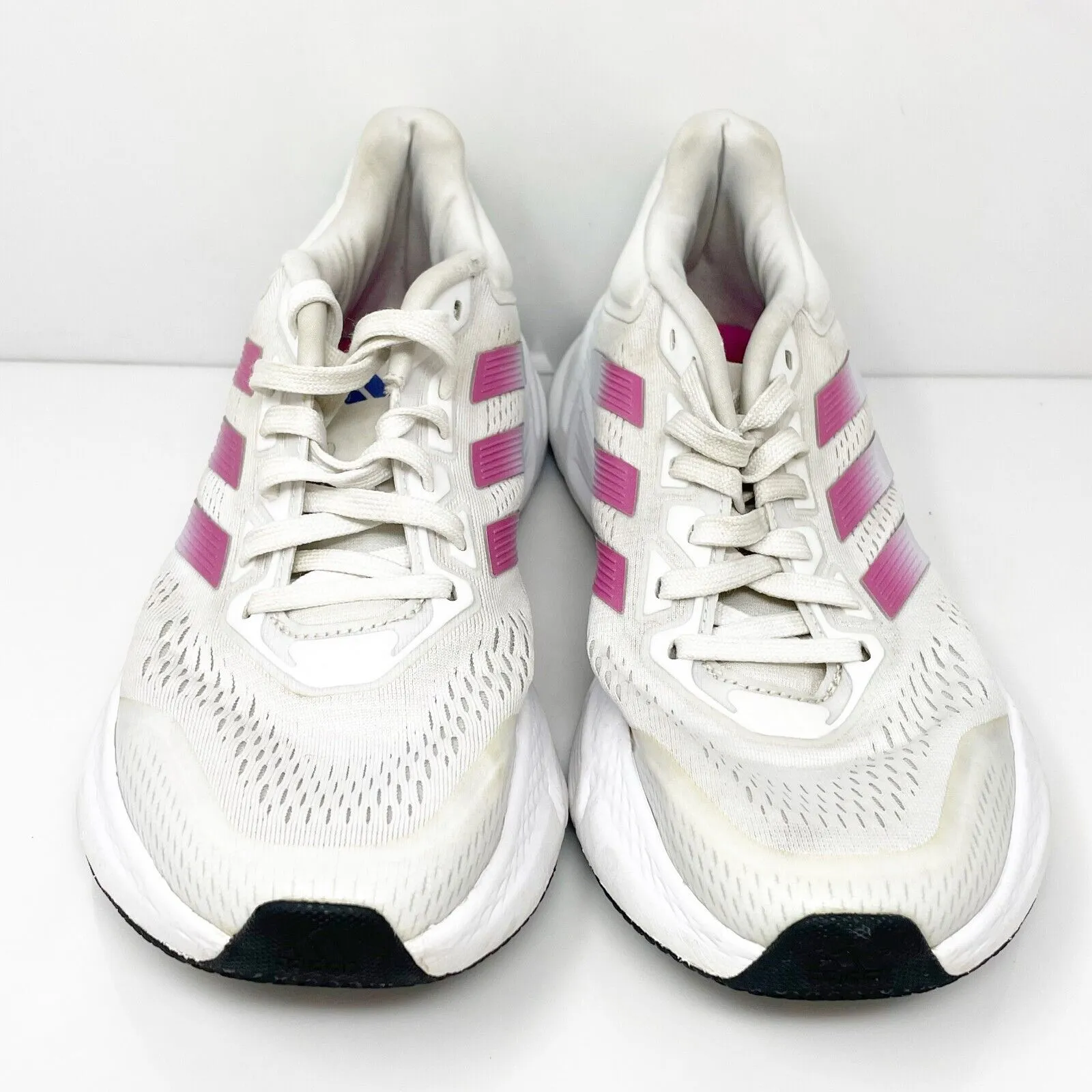 Adidas Womens Questar HP2431 White Running Shoes Sneakers Size 9