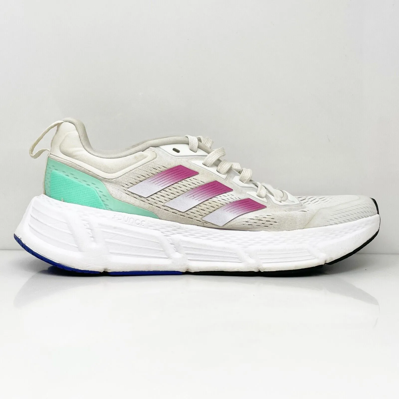 Adidas Womens Questar HP2431 White Running Shoes Sneakers Size 9