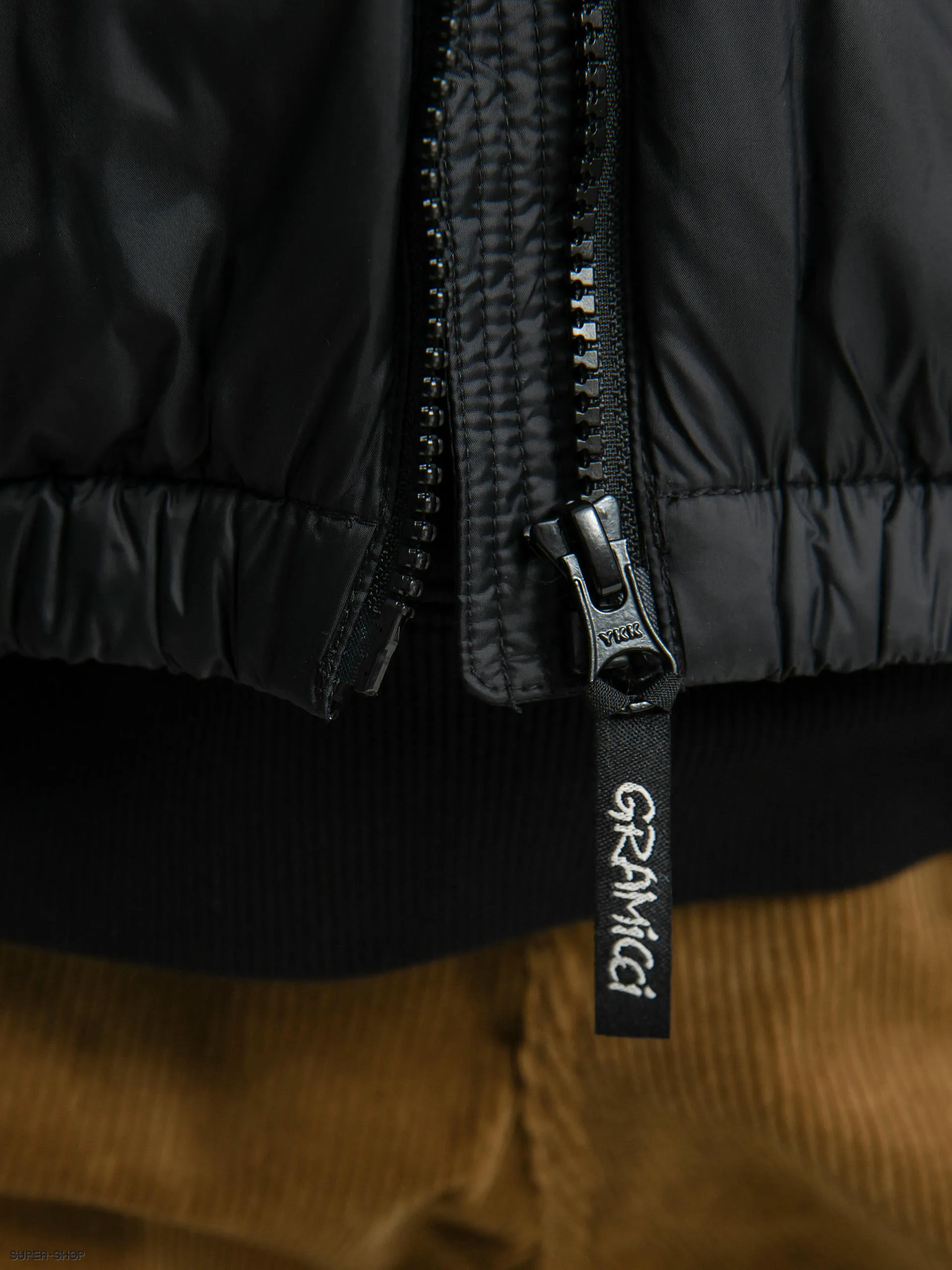 Gramicci Down Puffer Jacket (black)