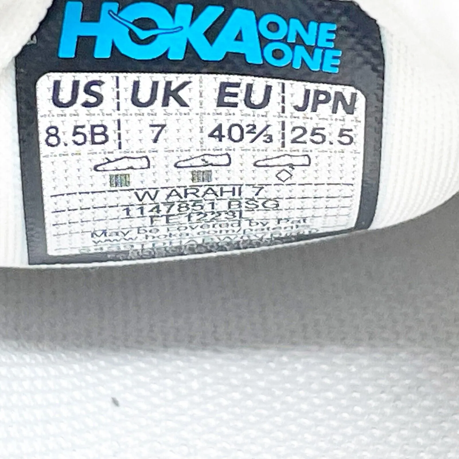 Hoka One One Womens Arahi 7 1147851 BSG White Running Shoes Sneakers Size 8.5 B