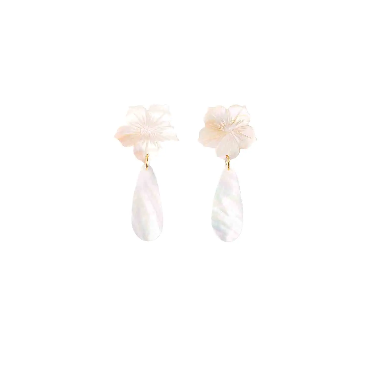 Maite Capiz Earrings