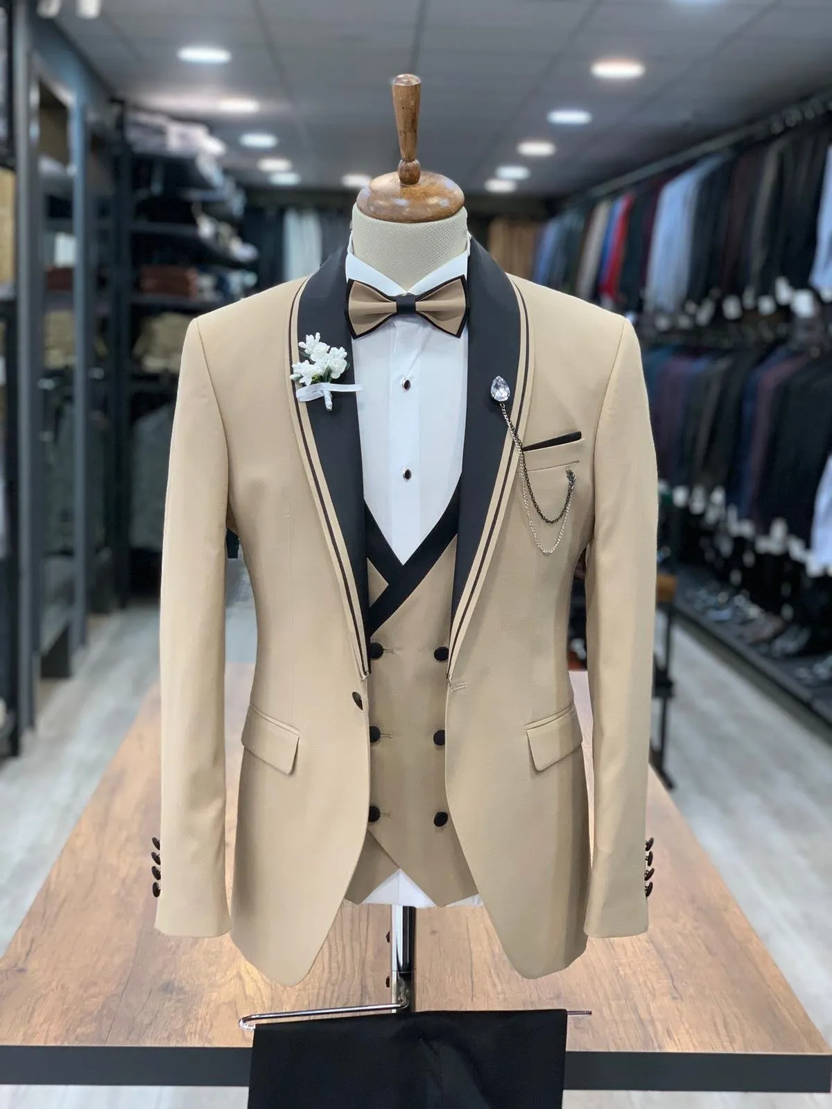 Napolia Royal Gold Slim Fit Tuxedo