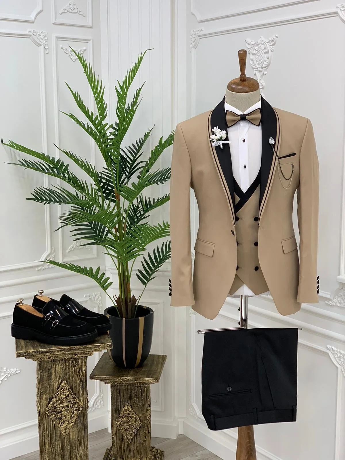 Napolia Royal Gold Slim Fit Tuxedo