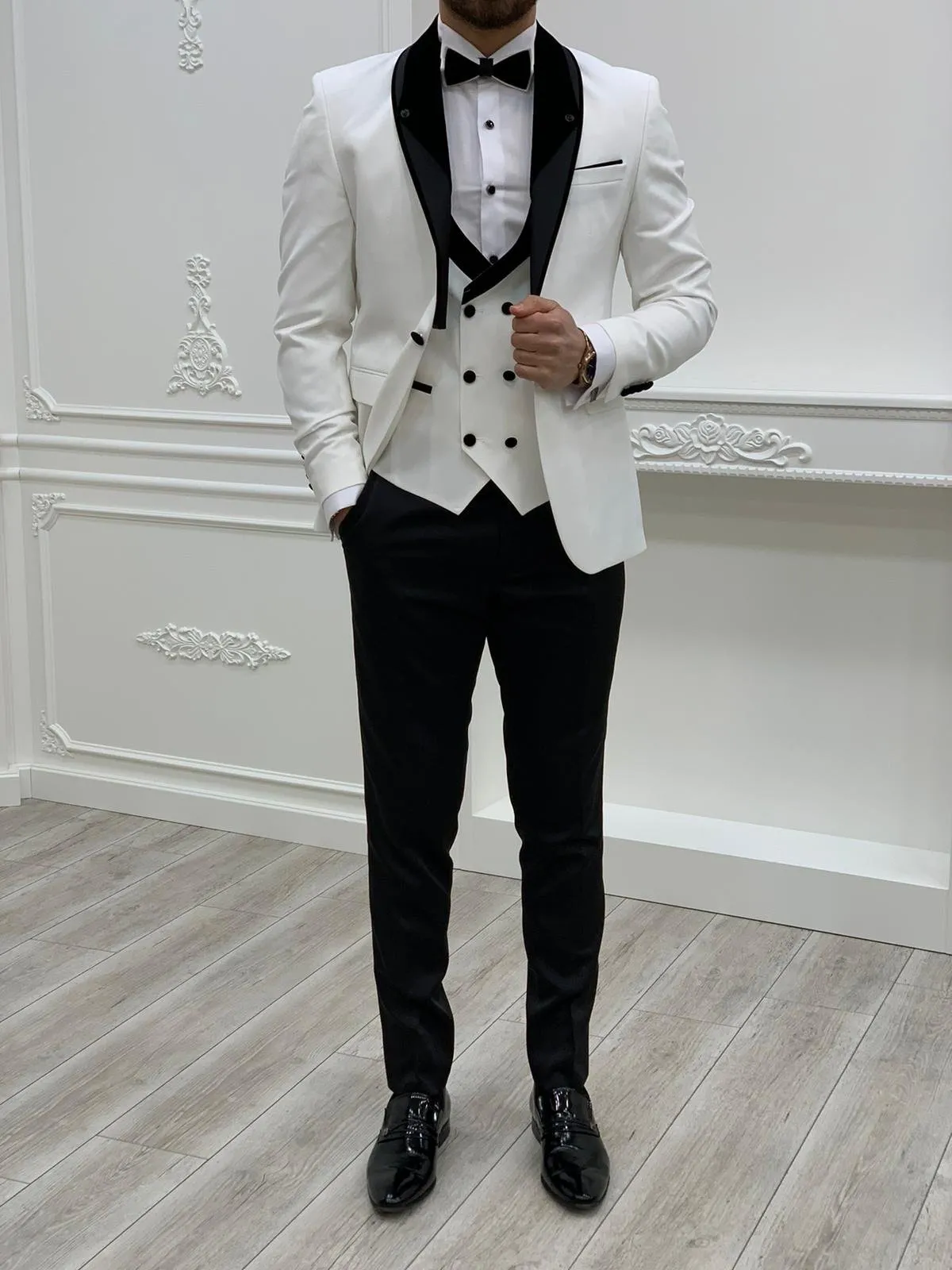 Napolia Royal White Slim Fit Tuxedo