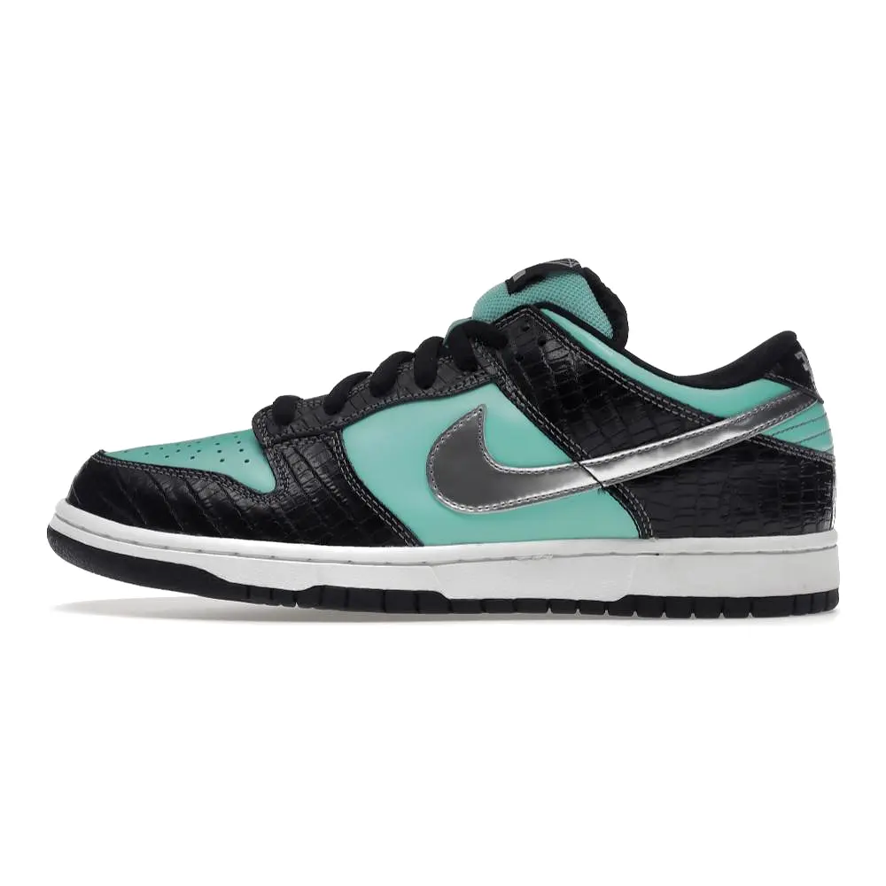 Nike SB Dunk Low Diamond Supply Co. Aqua Blue