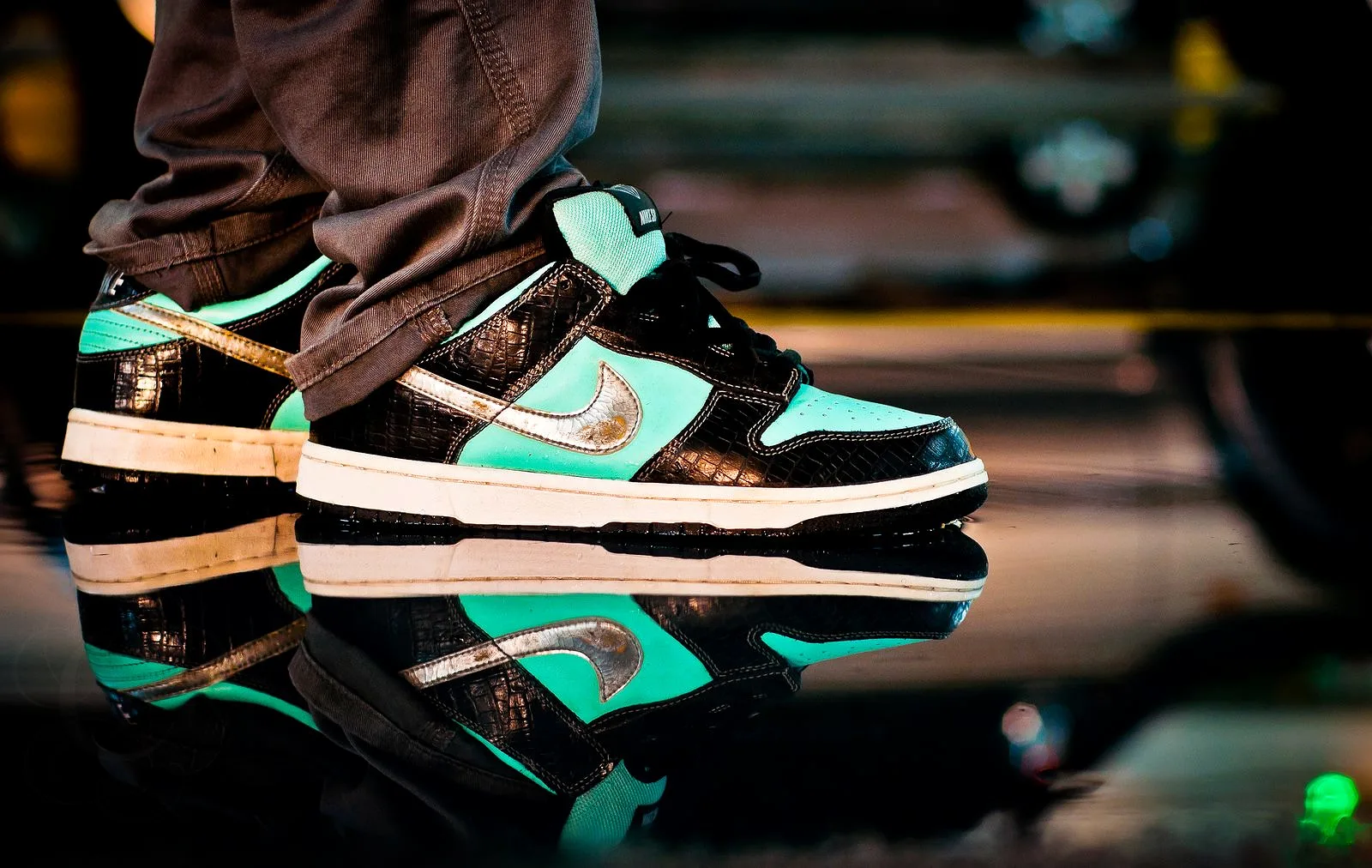 Nike SB Dunk Low Diamond Supply Co. Aqua Blue