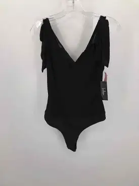 Pre-Owned Lulus Black Size Medium Bodysuit