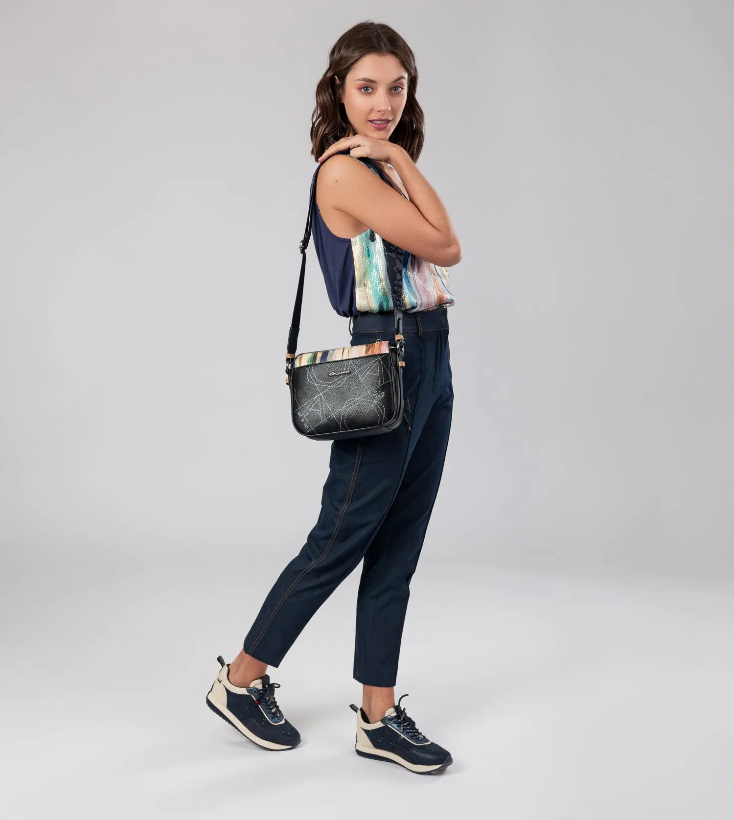 Studio navy blue 3-compartment crossbody bag